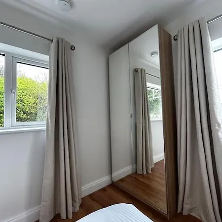 Mary's Place * Cratloe