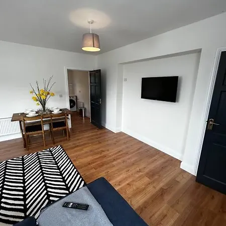 Mary's Place Apartment